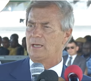 Système B Vincent Bolloré europe1 cnews canal+